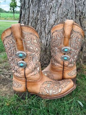 Western boho boot bracelet chains with Turquoise Conchos - BOOTS NOT FOR SALE